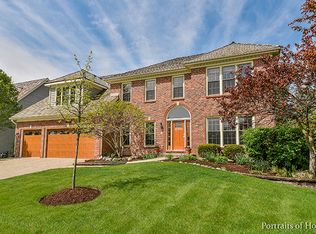 1554 Glencoe St, Wheaton, IL 60187