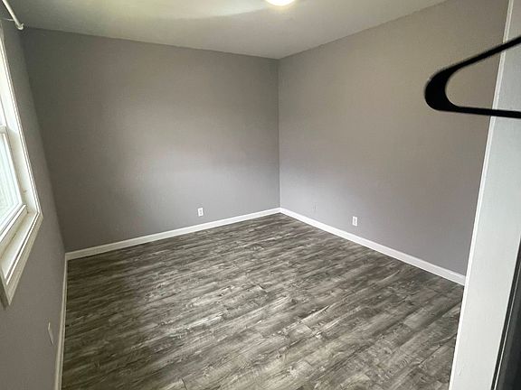 5th image of 72 Wilbury Pl APT 2B