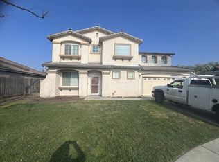 2848 Lakeridge Ct, Tulare, CA 93274