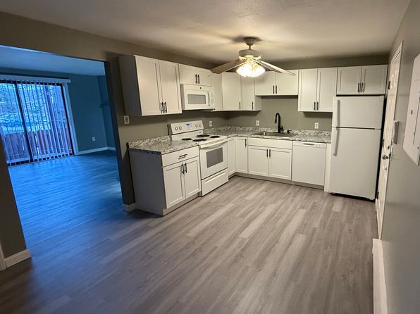 12 E Side Dr BUILDING 3