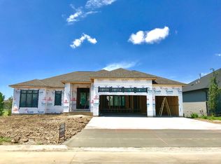 8958 Himark Ln, Lincoln, NE 68526