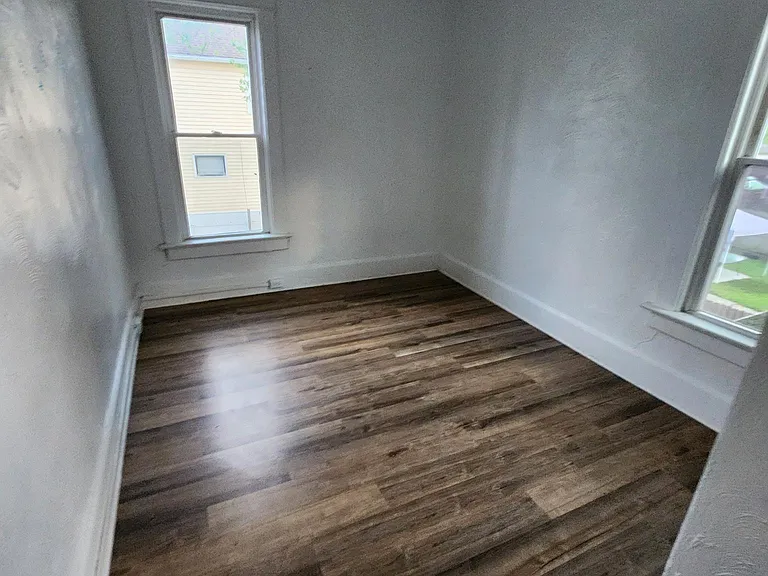 839 E 26th St #2 — Photo 13