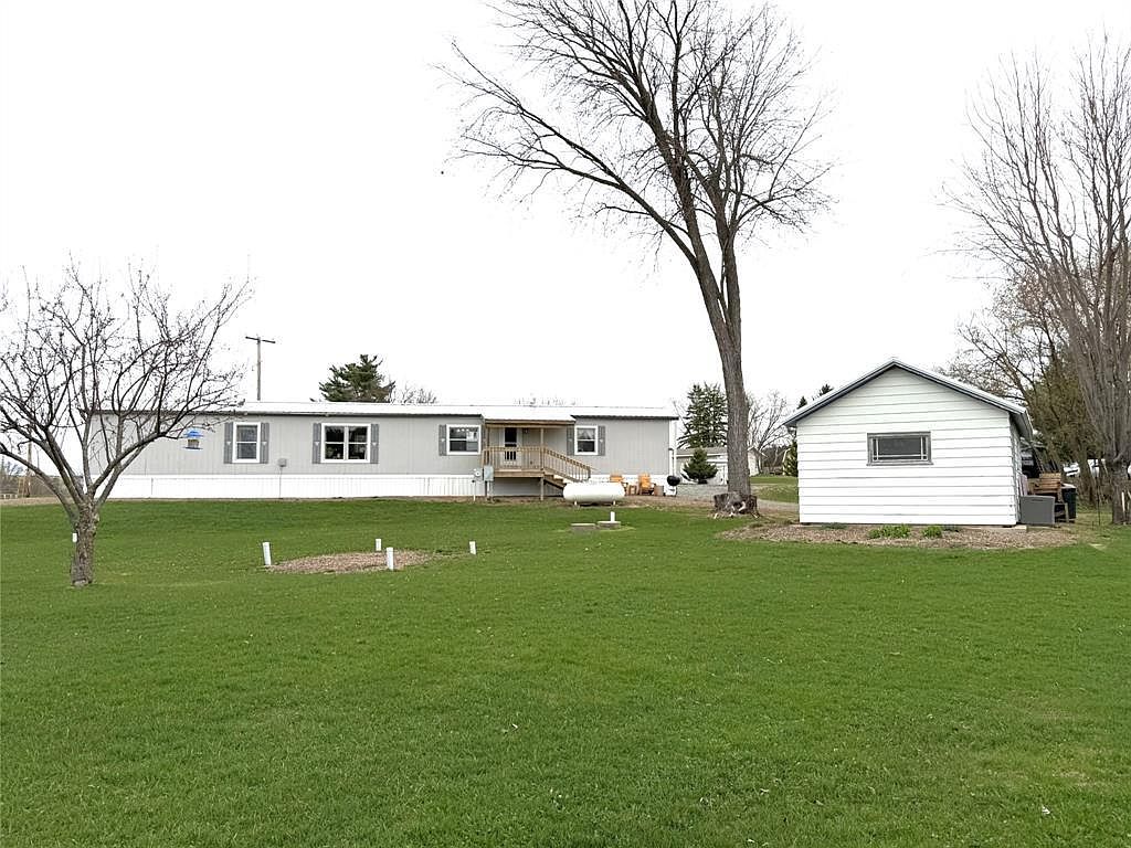 N10685 Lincoln Road, Hixton, WI 54635 | Zillow