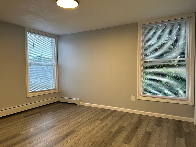 910 Teall Ave #8 — Photo 11