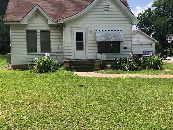 2nd image of 2000 Jacksonville Dr