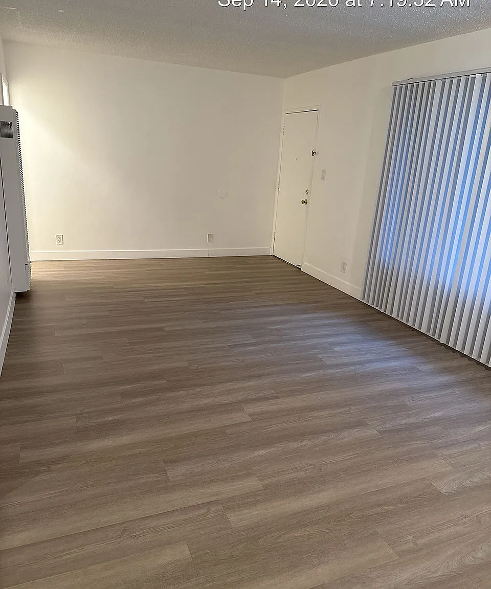2 bed, 800 sqft, $2,350 — Photo 2
