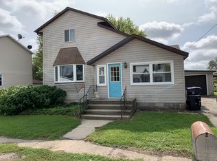 W7067 Main St, Watertown, WI 53094