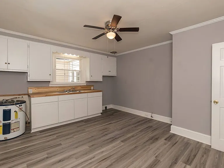405 Forest Hill Ave — Photo 15