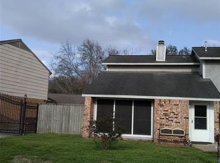 15335 Bratten Ln, Webster, TX 77598