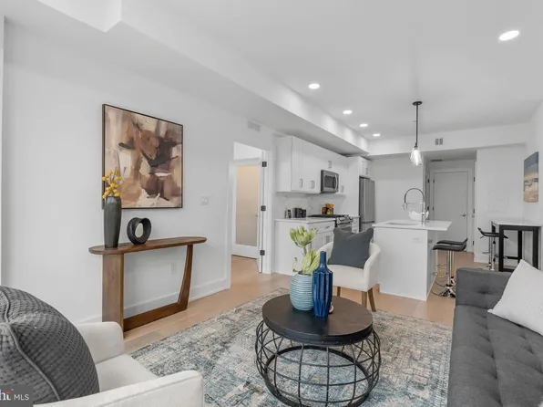 950 N 2nd St Unit 2B, Philadelphia, PA 19123
