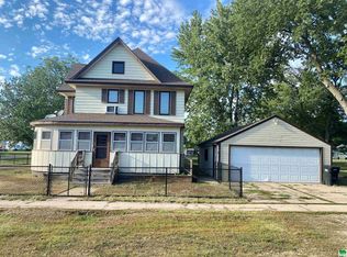301 E Brady St, Anthon, IA 51004