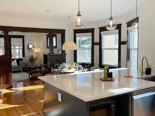 (undisclosed Address), Saint Paul, MN 55104