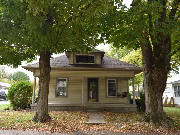 15 E North St, New Palestine, IN 46163