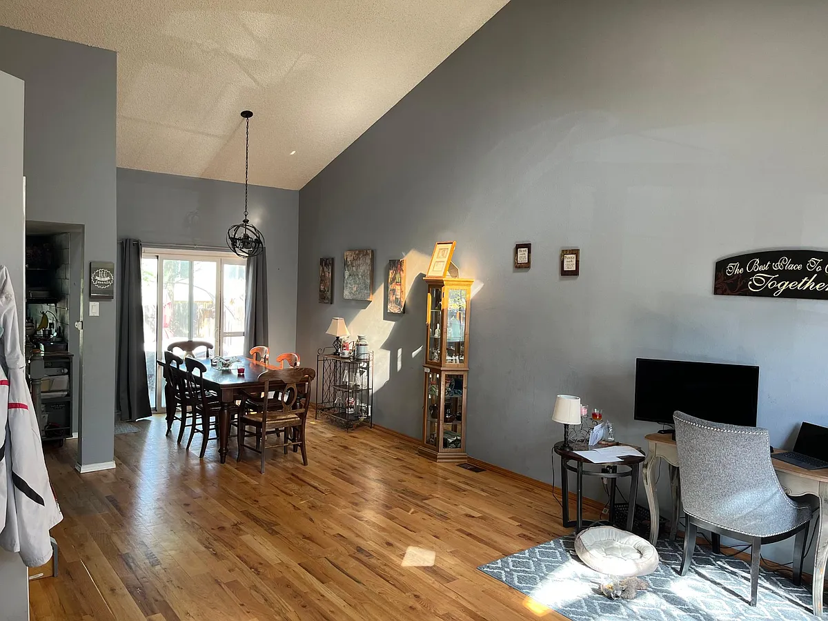 Building Photo - 3310 Honeyburyl Dr