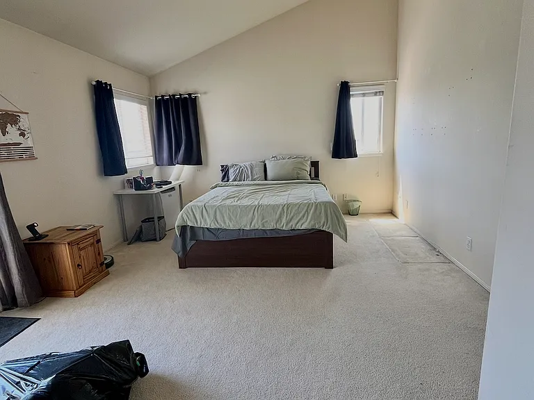 Primary Br! Flooring is now floorboard- no more carpet