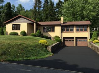 811 Cambria Ave, Windber, PA 15963