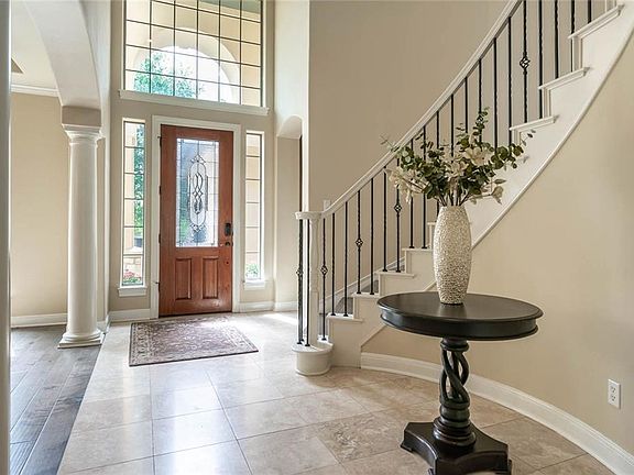 4th image of 12109 Las Flores Dr