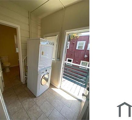3rd image of 915 28th St