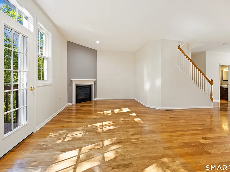 6 Cypress Ln #2 — Photo 13