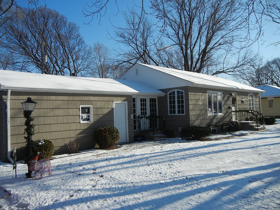 1st image of 6920 Lee Ave N