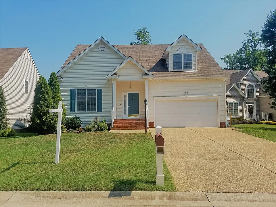 9113 Stonecreek Club Pl