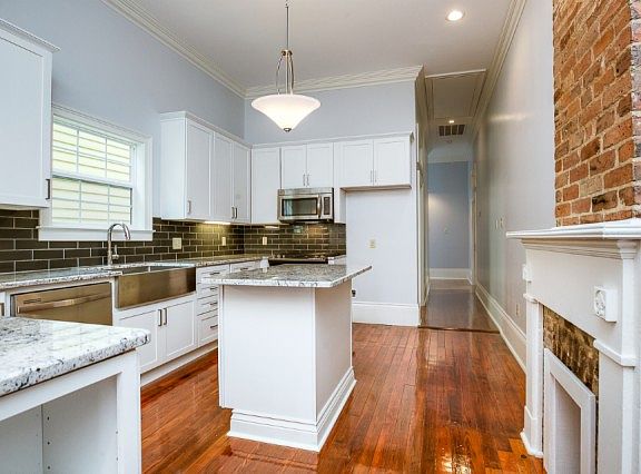 2nd image of 3050 Saint Ann St