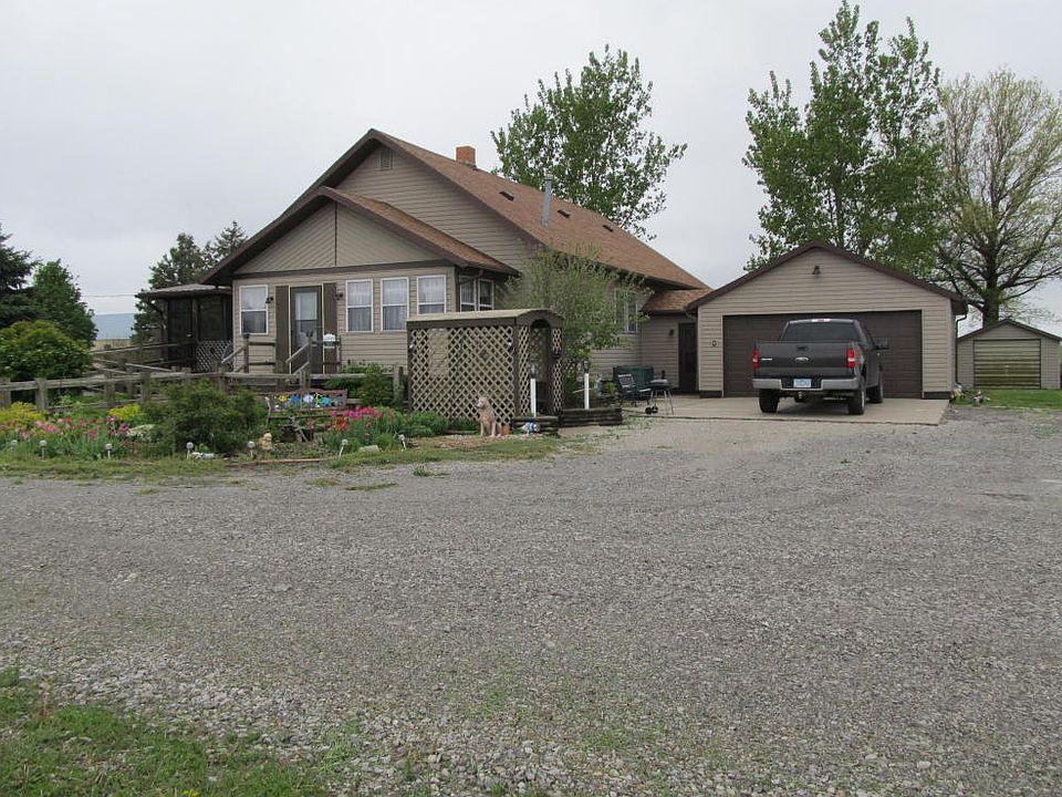 1st image of 1537 199th Ave