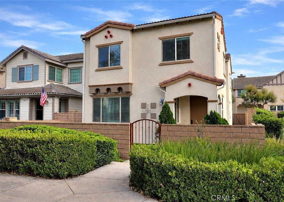 1st image of 858 Calaveras Way