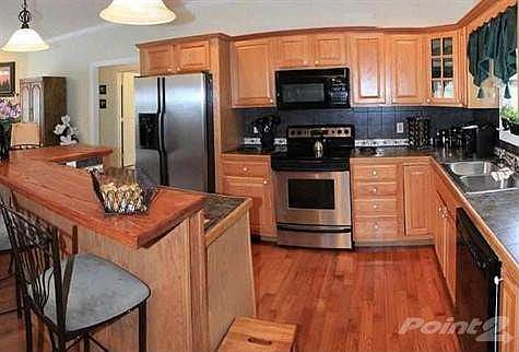 3rd image of 113 Keeneland Cir