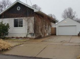 215 W Spring St, Appleton, WI 54911