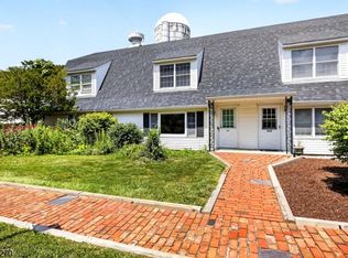 127 W End Ave, Newton Town, NJ 07860