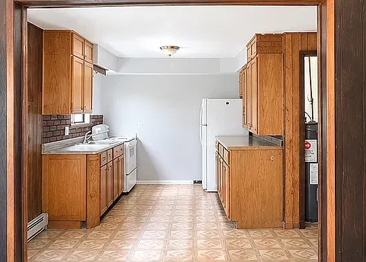 3 bed, $1,500 — Photo 2