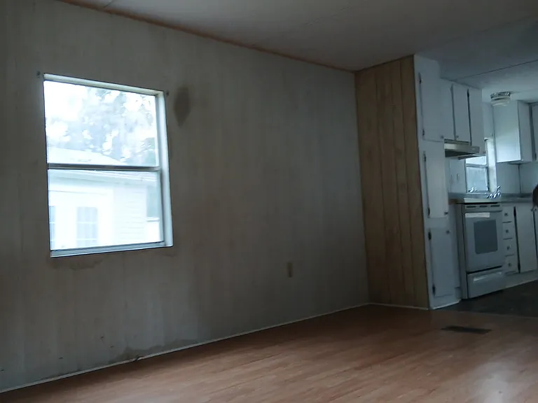 5100 NW Gainesville Rd #26 — Photo 2