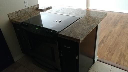 4th image of 6482 Bordeaux Ave #G