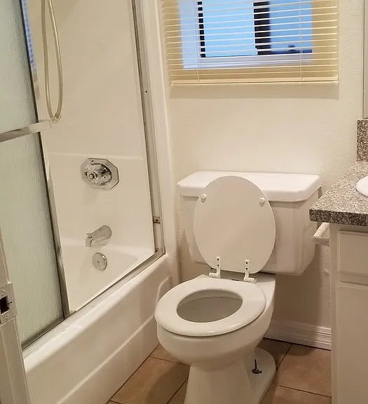 Ally's Flower Apartments LLC — Photo 13
