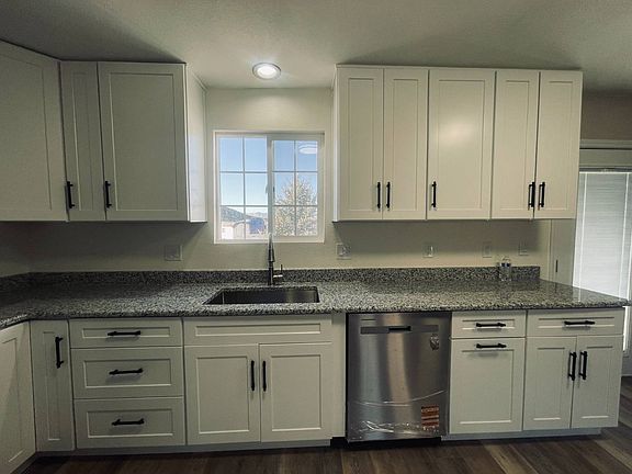 4th image of 145 W Surge St #53