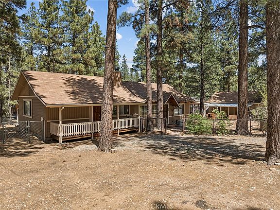 4th image of 2013 Cedar Ln