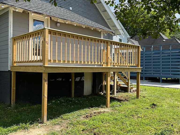 2400 Bailey Ave — Photo 2