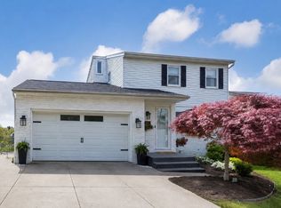 4218 Amherst Rd, Erie, PA 16506