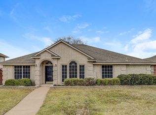 1629 Laurel Springs Ct, Desoto, TX 75115