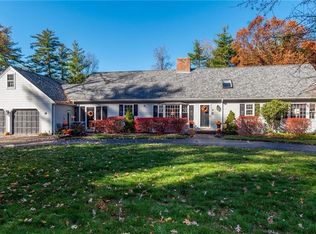 7 Nod Brook Dr, Simsbury, CT 06070