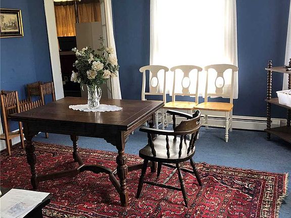 5th image of 57 Waverly Ave