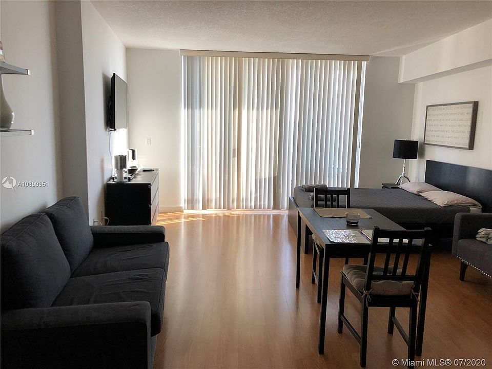 1st image of 1750 N Bayshore Dr APT 3908