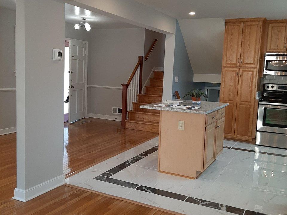 1st image of 2202 Lauderdale Dr