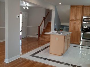 2202 Lauderdale Dr, Henrico, VA 23238