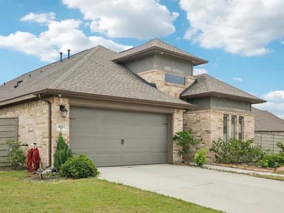 2nd image of 4802 Cedar Butte Ln
