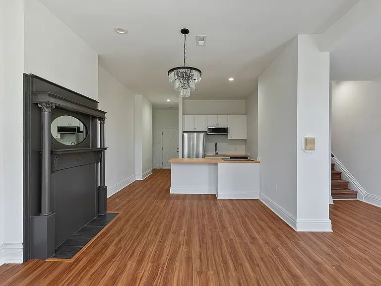 1619 W Grace St — Photo 35