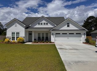104 Floyd McNeal Dr, Hahira, GA 31632