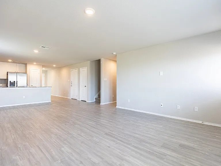 2766 Rosefinch — Photo 11