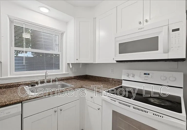 130 S 29th St #5 — Photo 6